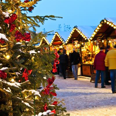 8D Christmas Markets in Vienna, Budapest and Bratislava by Croisi from ...