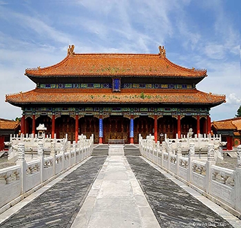 nam ho china tour